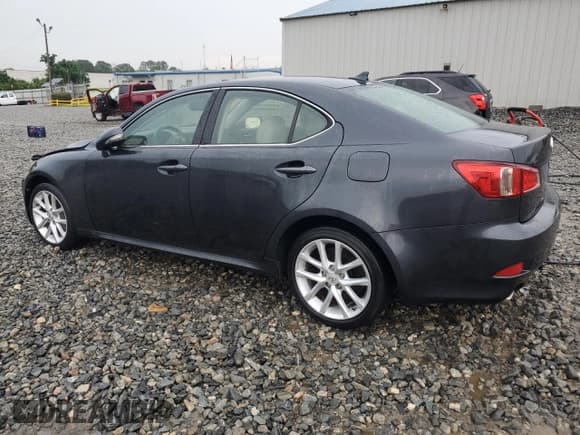 ✅ 2011 Lexus IS 350 • VIN: JTHCE5C24B5001553 • Lot: 63741925. Wystawiony na Copart z przebiegiem 154 419 mil. Bezpłatny archiwum sprzedaży aukcyjnych z USA i szczegółowy raport historii pojazdu na DreamBid. Zdjęcie 2.