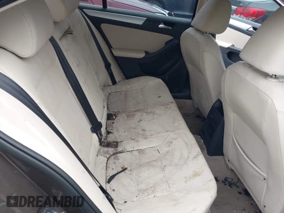 ✅ 2011 Volkswagen Jetta SEL • VIN: 3VWLX7AJ1BM368760 • Лот: 41259990. Опубликован ранее на IAAI с пробегом Не указан. Бесплатный доступ к архиву аукционных продаж из США и подробный отчёт об истории автомобиля на DreamBid. Изображение 8.