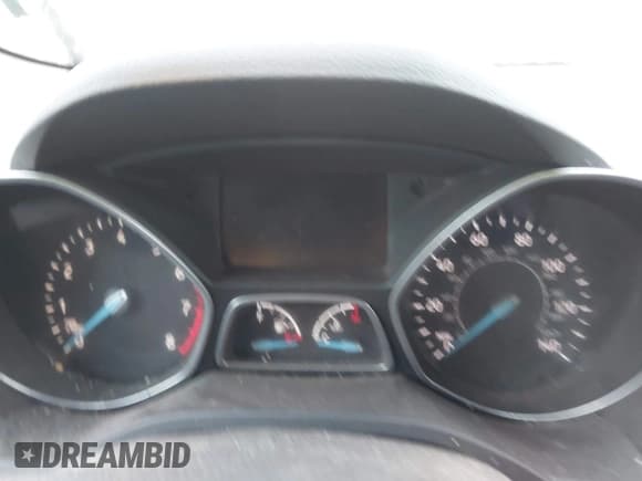 ✅ 2017 Ford Escape SE • VIN: 1FMCU9GDXHUE82586 • Lot: 43449482. Wystawiony na IAAI z przebiegiem 150 608 mil. Bezpłatny archiwum sprzedaży aukcyjnych z USA i szczegółowy raport historii pojazdu na DreamBid. Zdjęcie 7.