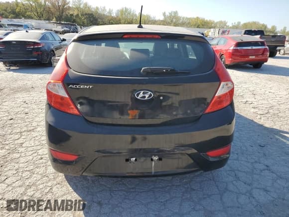 ✅ 2017 Hyundai Accent SE • VIN: KMHCT5AE6HU301514 • Лот: 76824924. Опубликован ранее на Copart с пробегом 153 165 миль. Бесплатный доступ к архиву аукционных продаж из США и подробный отчёт об истории автомобиля на DreamBid. Изображение 6.