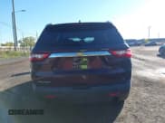 ✅ 2018 Chevrolet Traverse LT Cloth • VIN: 1GNERGKW9JJ147930 • Lot: 43468427. Wystawiony na IAAI z przebiegiem 107 643 mil. Bezpłatny archiwum sprzedaży aukcyjnych z USA i szczegółowy raport historii pojazdu na DreamBid. Zdjęcie 16.