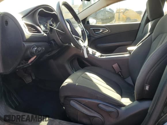 ✅ 2015 Chrysler 200 Limited • VIN: 1C3CCCAB1FN571003 • Lot: 54350865. Listed on Copart with 175,860 mi. Free auction sales archive from the USA and detailed vehicle history report at DreamBid. Image 7.