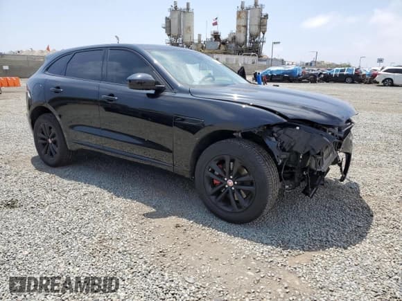 ✅ 2022 Jaguar F-Pace S • VIN: SADCJ2EX6NA691665 • Lot: 60254045. Listed on Copart with 35,834 mi. Free auction sales archive from the USA and detailed vehicle history report at DreamBid. Image 4.