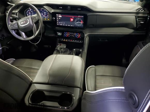 ✅ 2024 GMC Sierra 1500 AT4X • VIN: 3GTUUFEL1RG204505 • Лот: 58531545. Опубликован ранее на Copart с пробегом 10 254 миль. Бесплатный доступ к архиву аукционных продаж из США и подробный отчёт об истории автомобиля на DreamBid. Изображение 8.