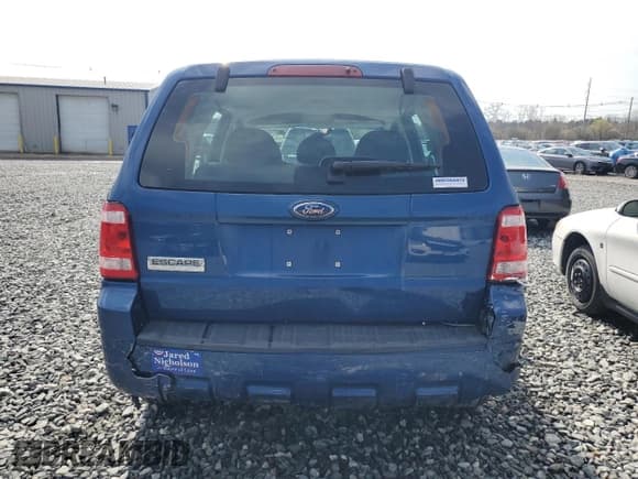 ✅ 2008 Ford Escape XLS • VIN: 1FMCU02Z18KC24841 • Lot: 53114195. Listed on Copart with 130,151 mi. Free auction sales archive from the USA and detailed vehicle history report at DreamBid. Image 6.