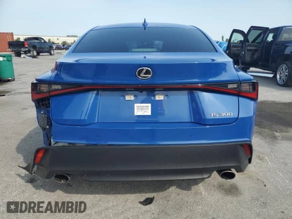 2024 Lexus IS 300 z VIN JTHCA1D28R5129274, wystawiony jako Copart lot #58954925 z przebiegiem 23 126 mil mil oraz Nie do naprawy • Non repairable. Historia ofert i sprzedaży dostępna na DreamBid. Obrazek 6.