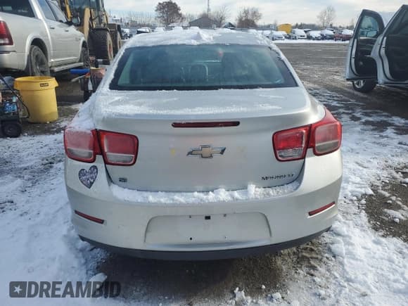 ✅ 2014 Chevrolet Malibu LT • VIN: 1G11C5SL3EU148958 • Лот: 92307465. Опубликован ранее на Copart с пробегом 272 622 миль. Бесплатный доступ к архиву аукционных продаж из США и подробный отчёт об истории автомобиля на DreamBid. Изображение 6.