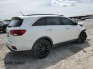 ✅ 2020 Kia Sorento S • VIN: 5XYPG4A54LG699076 • Lot: 61855865. Wystawiony na Copart z przebiegiem 120 137 mil. Bezpłatny archiwum sprzedaży aukcyjnych z USA i szczegółowy raport historii pojazdu na DreamBid. Zdjęcie 3.