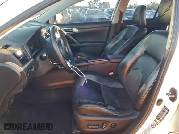 ✅ 2012 Lexus CT 200h Premium • VIN: JTHKD5BH3C2084478 • Lot: 93146235. Listed on Copart with 271,810 mi. Free auction sales archive from the USA and detailed vehicle history report at DreamBid. Image 7.