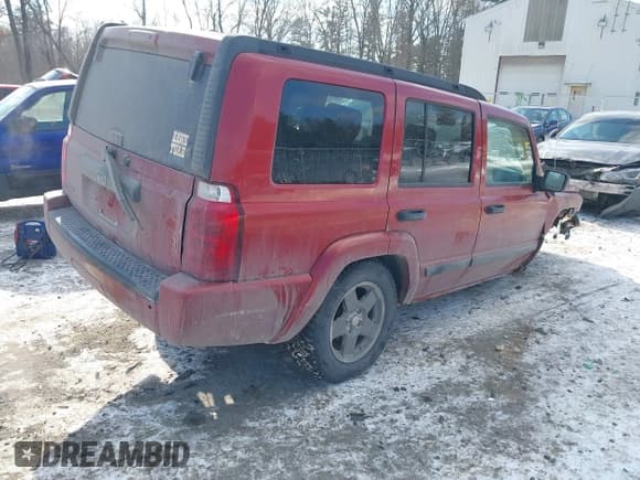 ✅ 2006 Jeep Commander • VIN: 1J8HG48K56C195413 • Lot: 41405302. Listed on IAAI with 74,062 mi. Free auction sales archive from the USA and detailed vehicle history report at DreamBid. Image 4.