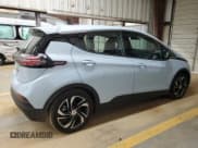 ✅ 2023 Chevrolet Bolt EV 2LT • VIN: 1G1FX6S06P4156139 • Lot: 70036964. Wystawiony na Copart z przebiegiem 9 676 mil. Bezpłatny archiwum sprzedaży aukcyjnych z USA i szczegółowy raport historii pojazdu na DreamBid. Zdjęcie 3.