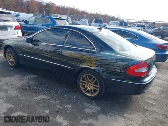 ✅ 2008 Mercedes-Benz CLK 350 • VIN: WDBTJ56H18F249127 • Lot: 43646137. Wystawiony na IAAI z przebiegiem 182 604 mil. Bezpłatny archiwum sprzedaży aukcyjnych z USA i szczegółowy raport historii pojazdu na DreamBid. Zdjęcie 3.