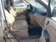 ✅ 2005 Honda Odyssey EX-L • VIN: 5FNRL38795B107834 • Lot: 43876410. Listed on IAAI with 280,349 mi. Free auction sales archive from the USA and detailed vehicle history report at DreamBid. Image 5.