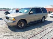 ✅ 1999 Lincoln Navigator • VIN: 5LMRU27L4XLJ04029 • Лот: 42037116. Опубликован ранее на IAAI с пробегом Не указан. Бесплатный доступ к архиву аукционных продаж из США и подробный отчёт об истории автомобиля на DreamBid. Изображение 2.