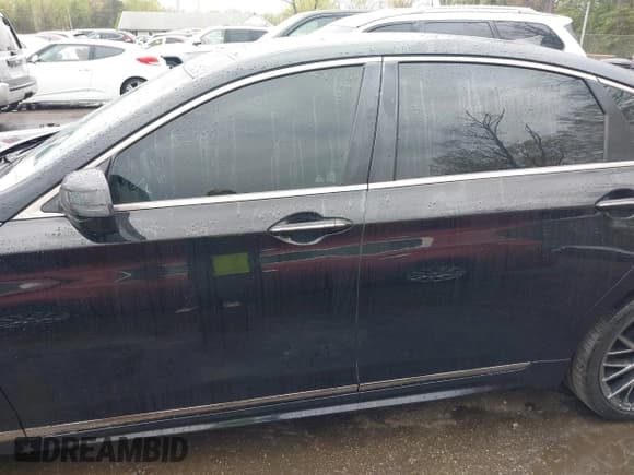 ✅ 2018 Genesis G80 Sport • VIN: KMHGN4JB2JU228949 • Lot: 41996505. Listed on IAAI with 102,286 mi. Free auction sales archive from the USA and detailed vehicle history report at DreamBid. Image 15.