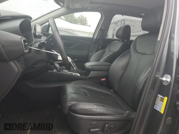 ✅ 2019 Hyundai Santa Fe Limited • VIN: 5NMS53AA9KH130137 • Lot: 52861314. Wystawiony na Copart z przebiegiem 67 527 mil. Bezpłatny archiwum sprzedaży aukcyjnych z USA i szczegółowy raport historii pojazdu na DreamBid. Zdjęcie 7.