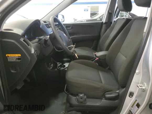 ✅ 2009 Kia Sportage LX • VIN: KNDJF724897554385 • Lot: 84749225. Wystawiony na Copart z przebiegiem 102 961 mil. Bezpłatny archiwum sprzedaży aukcyjnych z USA i szczegółowy raport historii pojazdu na DreamBid. Zdjęcie 7.