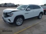 ✅ 2021 Volkswagen Atlas SE • VIN: 1V2JE2CA4MC232349 • Lot: 42315381. Listed on IAAI with 32,755 mi. Free auction sales archive from the USA and detailed vehicle history report at DreamBid. Image 2.