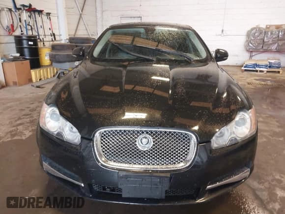 ✅ 2010 Jaguar XF • VIN: SAJXA0GB9ALR72622 • Lot: 42022270. Wystawiony na IAAI z przebiegiem 241 059 mil. Bezpłatny archiwum sprzedaży aukcyjnych z USA i szczegółowy raport historii pojazdu na DreamBid. Zdjęcie 12.