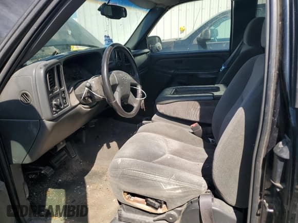 ✅ 2003 Chevrolet Silverado 2500HD LS • VIN: 1GCHC29U93E257676 • Lot: 52168575. Listed on Copart with Not provided. Free auction sales archive from the USA and detailed vehicle history report at DreamBid. Image 7.