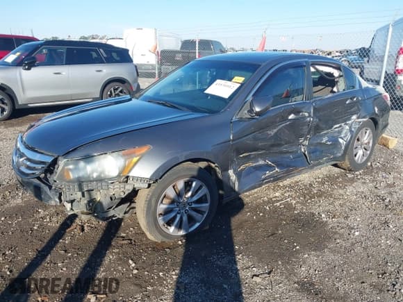 ✅ 2011 Honda Accord EX • VIN: 1HGCP2F70BA033393 • Lot: 43531012. Listed on IAAI with 216,455 mi. Free auction sales archive from the USA and detailed vehicle history report at DreamBid. Image 2.