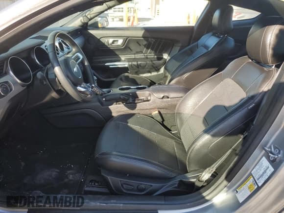 ✅ 2020 Ford Mustang EcoBoost • VIN: 1FA6P8TH0L5138849 • Lot: 83732884. Listed on Copart with 11,663 mi. Free auction sales archive from the USA and detailed vehicle history report at DreamBid. Image 7.