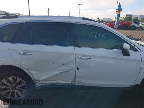 ✅ 2017 Subaru Outback Touring • VIN: 4S4BSETC5H3313606 • Lot: 43719498. Listed on IAAI with 108,883 mi. Free auction sales archive from the USA and detailed vehicle history report at DreamBid. Image 13.