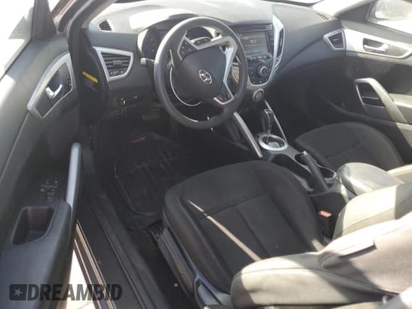 ✅ 2015 Hyundai Veloster RE:FLEX • VIN: KMHTC6AD2FU236929 • Лот: 42456815. Опубликован ранее на Copart с пробегом Не указан. Бесплатный доступ к архиву аукционных продаж из США и подробный отчёт об истории автомобиля на DreamBid. Изображение 8.