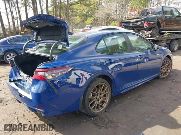 2023 Toyota Camry SE with VIN 4T1G11BK1PU098079, listed as a IAAI auction lot 41663463 with 38,070 mi miles and . Bid and sale history available at DreamBid. Image 4.