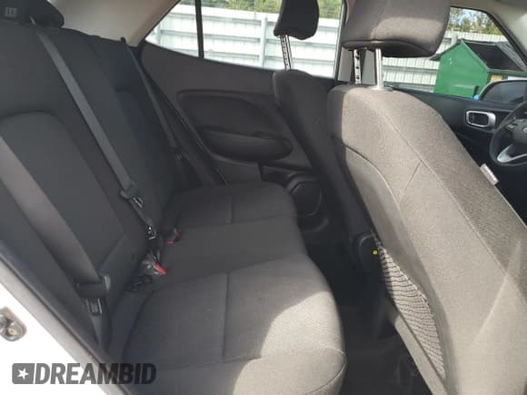 ✅ 2022 Hyundai Venue SE • VIN: KMHRB8A39NU133800 • Lot: 84358595. Listed on Copart with 75,806 mi. Free auction sales archive from the USA and detailed vehicle history report at DreamBid. Image 11.