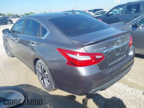 ✅ 2017 Nissan Altima S • VIN: 1N4AL3APXHC159200 • Лот: 38281263. Опубликован ранее на IAAI с пробегом 164 762 миль. Бесплатный доступ к архиву аукционных продаж из США и подробный отчёт об истории автомобиля на DreamBid. Изображение 3.