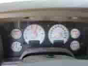 2004 Dodge 1500 ST z VIN 1D7HA18K04J203455, wystawiony jako Copart lot #69301424 z przebiegiem 156 791 mil mil oraz Szkoda całkowita • Salvage title. Historia ofert i sprzedaży dostępna na DreamBid. Obrazek 9.