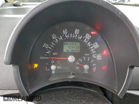 ✅ 2004 Volkswagen Beetle GLS • VIN: 3VWCM31Y54M321457 • Lot: 94082295. Listed on Copart with 97,472 mi. Free auction sales archive from the USA and detailed vehicle history report at DreamBid. Image 9.