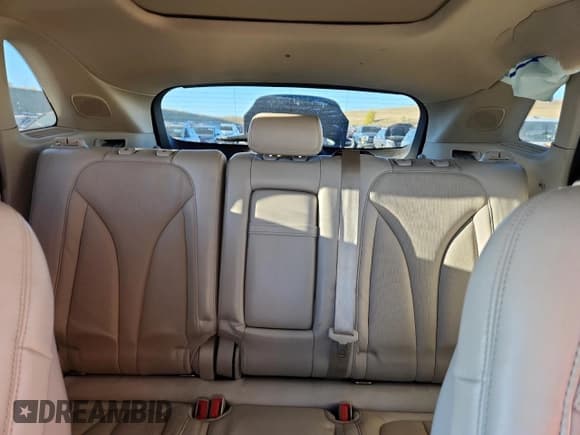 ✅ 2019 Lincoln MKC Reserve • VIN: 5LMCJ3D97KUL42621 • Lot: 87449555. Wystawiony na Copart z przebiegiem 88 704 mil. Bezpłatny archiwum sprzedaży aukcyjnych z USA i szczegółowy raport historii pojazdu na DreamBid. Zdjęcie 10.