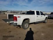 ✅ 2013 GMC Sierra 2500HD SLE • VIN: 1GT120C82DF202678 • Лот: 92993555. Опубликован ранее на Copart с пробегом 428 283 миль. Бесплатный доступ к архиву аукционных продаж из США и подробный отчёт об истории автомобиля на DreamBid. Изображение 3.