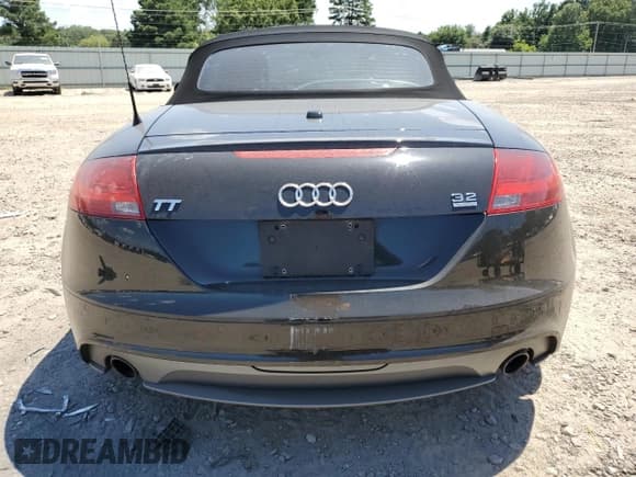 ✅ 2008 Audi TT 3.2L • VIN: TRURD38J081026717 • Lot: 65293515. Listed on Copart with Not provided. Free auction sales archive from the USA and detailed vehicle history report at DreamBid. Image 6.