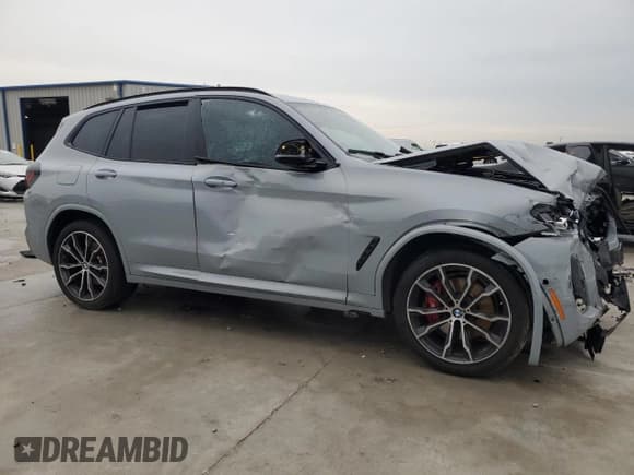 ✅ 2023 BMW X3 xDrive30i • VIN: 5UX53DP08P9T07964 • Lot: 89441475. Wystawiony na Copart z przebiegiem Nie podano. Bezpłatny archiwum sprzedaży aukcyjnych z USA i szczegółowy raport historii pojazdu na DreamBid. Zdjęcie 4.