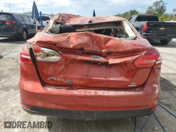 ✅ 2018 Ford Focus SE • VIN: 1FADP3FE8JL249346 • Lot: 82238295. Listed on Copart with Not provided. Free auction sales archive from the USA and detailed vehicle history report at DreamBid. Image 6.