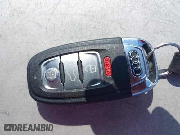 ✅ 2015 Audi RS 5 • VIN: WUAC6AFR2FA900380 • Lot: 43213179. Listed on IAAI with 73,772 mi. Free auction sales archive from the USA and detailed vehicle history report at DreamBid. Image 11.