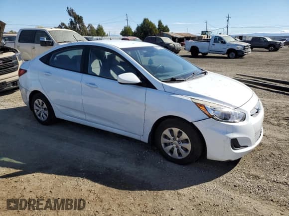 ✅ 2016 Hyundai Accent SE • VIN: KMHCT4AE0GU137458 • Лот: 76072394. Опубликован ранее на Copart с пробегом 127 826 миль. Бесплатный доступ к архиву аукционных продаж из США и подробный отчёт об истории автомобиля на DreamBid. Изображение 4.