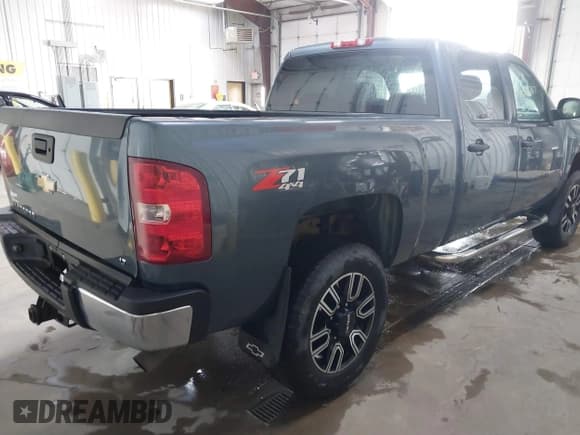 ✅ 2011 Chevrolet Silverado 2500HD LT • VIN: 1GC1KXCG2BF257662 • Лот: 41577767. Опубликован ранее на IAAI с пробегом 126 884 миль. Бесплатный доступ к архиву аукционных продаж из США и подробный отчёт об истории автомобиля на DreamBid. Изображение 4.