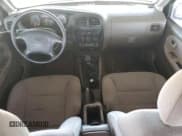 ✅ 2001 Kia Sportage • VIN: KNDJA723915704459 • Lot: 61231055. Wystawiony na Copart z przebiegiem 81 905 mil. Bezpłatny archiwum sprzedaży aukcyjnych z USA i szczegółowy raport historii pojazdu na DreamBid. Zdjęcie 8.