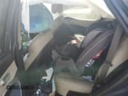 ✅ 2018 Hyundai Santa Fe 2.0T • VIN: 5XYZU4LA4JG529079 • Лот: 81975085. Опубликован ранее на Copart с пробегом 164 631 миль. Бесплатный доступ к архиву аукционных продаж из США и подробный отчёт об истории автомобиля на DreamBid. Изображение 10.