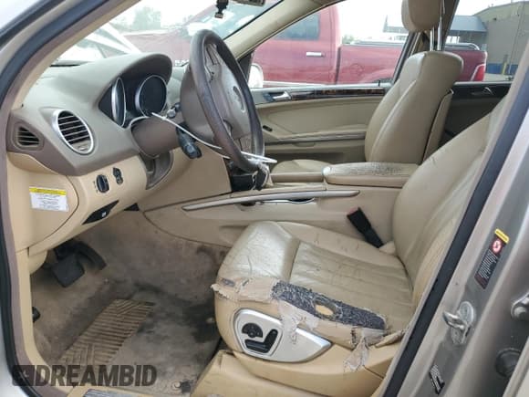 ✅ 2006 Mercedes-Benz M 500 • VIN: 4JGBB75E66A017223 • Lot: 86215515. Listed on Copart with 226,287 mi. Free auction sales archive from the USA and detailed vehicle history report at DreamBid. Image 7.