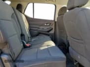 ✅ 2019 Chevrolet Traverse LS • VIN: 1GNERFKW5KJ106559 • Lot: 85687035. Wystawiony na Copart z przebiegiem 145 780 mil. Bezpłatny archiwum sprzedaży aukcyjnych z USA i szczegółowy raport historii pojazdu na DreamBid. Zdjęcie 10.