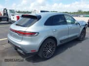 ✅ 2022 Porsche Macan • VIN: WP1AA2A57NLB04304 • Lot: 42777730. Wystawiony na IAAI z przebiegiem 12 986 mil. Bezpłatny archiwum sprzedaży aukcyjnych z USA i szczegółowy raport historii pojazdu na DreamBid. Zdjęcie 4.