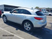 ✅ 2013 Infiniti FX • VIN: JN8CS1MU9DM142005 • Lot: 42418388. Listed on IAAI with 81,715 mi. Free auction sales archive from the USA and detailed vehicle history report at DreamBid. Image 3.