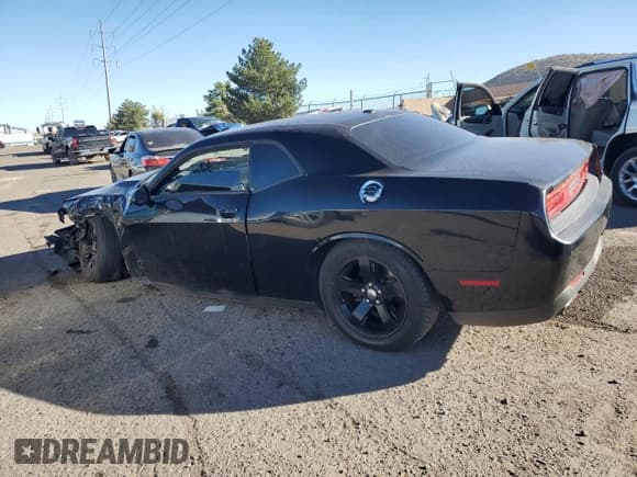 ✅ 2013 Dodge Challenger SXT Plus • VIN: 2C3CDYAG8DH510873 • Lot: 77626334. Wystawiony na Copart z przebiegiem 156 630 mil. Bezpłatny archiwum sprzedaży aukcyjnych z USA i szczegółowy raport historii pojazdu na DreamBid. Zdjęcie 2.