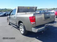 ✅ 2006 Nissan Titan SE • VIN: 1N6BA07A56N553871 • Лот: 43243637. Опубликован ранее на IAAI с пробегом 200 372 миль. Бесплатный доступ к архиву аукционных продаж из США и подробный отчёт об истории автомобиля на DreamBid. Изображение 3.