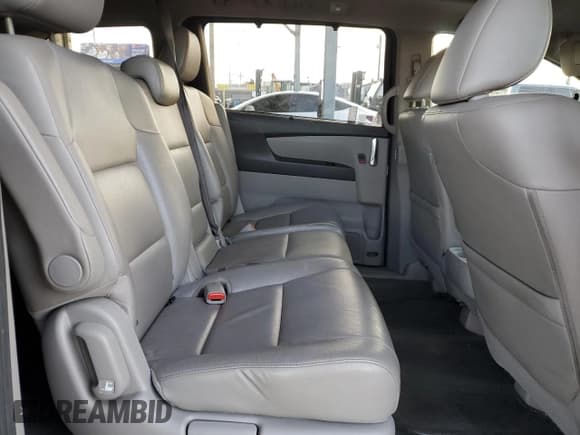 ✅ 2014 Honda Odyssey EX-L • VIN: 5FNRL5H6XEB056086 • Lot: 93412485. Listed on Copart with 150,876 mi. Free auction sales archive from the USA and detailed vehicle history report at DreamBid. Image 11.